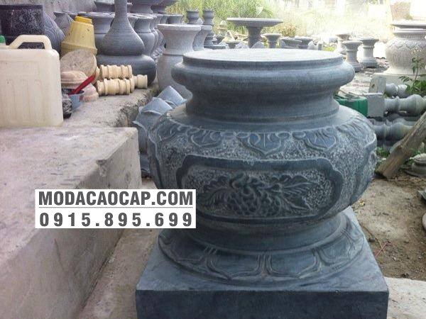 Chân tảng đá đẹp, mẫu Chân tảng đá đẹp của Đá mỹ nghệ cao cấp Anh Quân. Đây là sản phẩm chân tảng cột đá được chúng tôi lắp đặt cho nhà thờ họ Đỗ ở Hà Tây năm 2016.