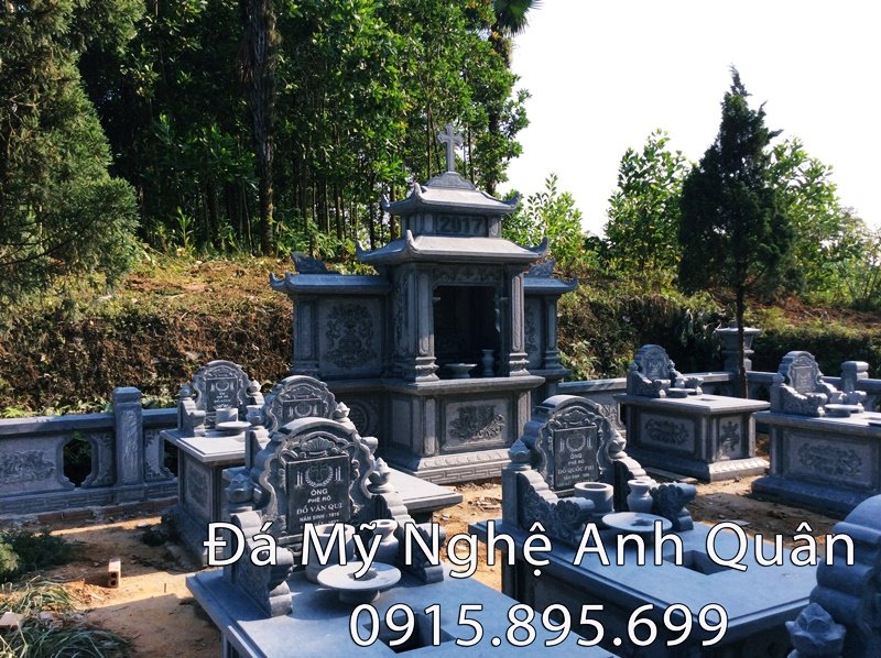 Lăng mộ đá ĐẸP- Mẫu lăng mộ bằng đá khá phổ biến hiện nay, được Đá mỹ nghệ Anh Quân chế tác lắp đặt cho gia đình nhà Anh Hoàn Phú Thọ