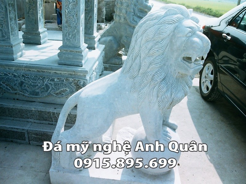 Sư tử đá tại Ninh Bình