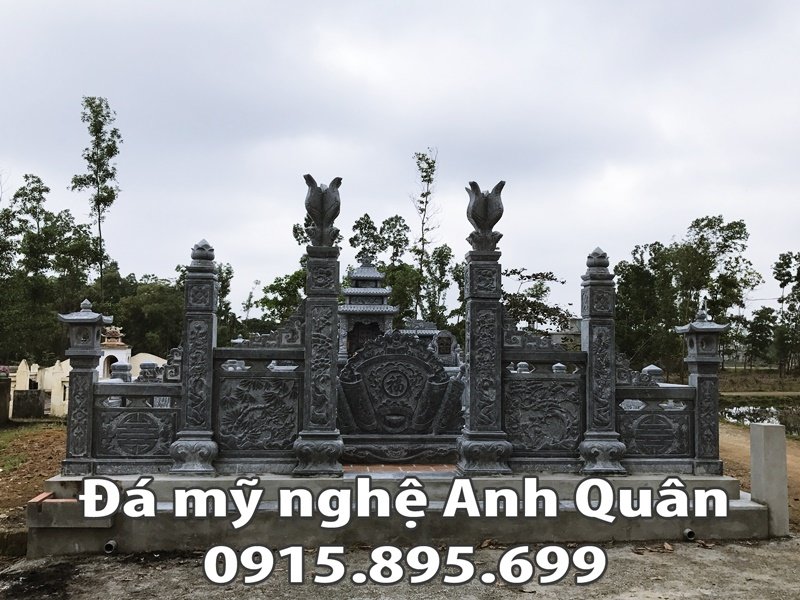 Toan canh khu lang mo dep nha chu Khanh viet kieu Canada