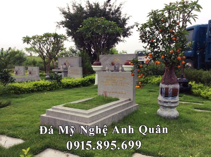 Mẫu mộ đá khối