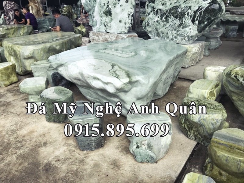 Ban-ghe-da-cao-cap-cho-Nha-tho-ho-2-1