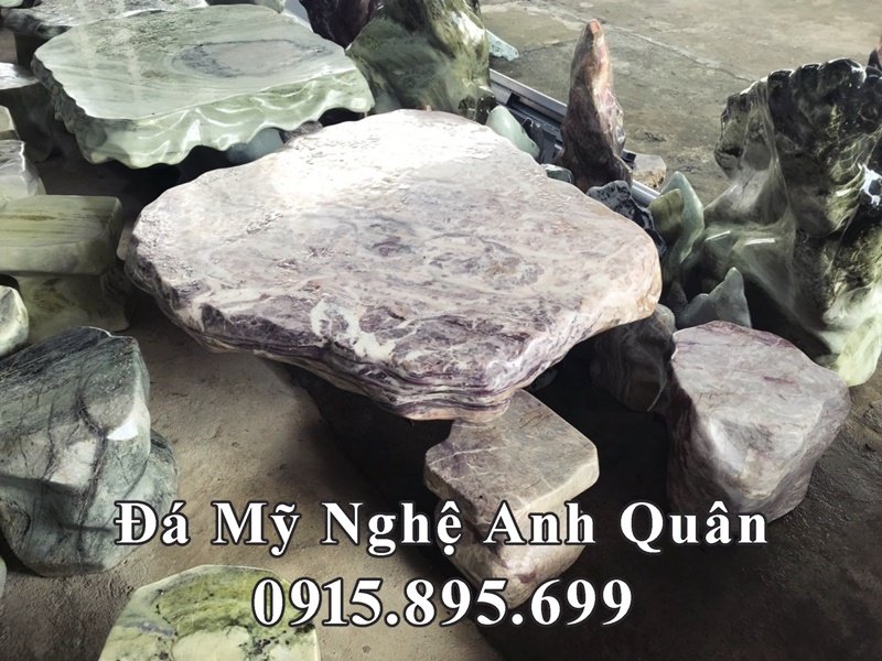 Ban-ghe-da-khuon-vien-dep-nho-gon-2-1