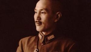 Tuong Gioi Thach phat len nho chon me dung Long mach