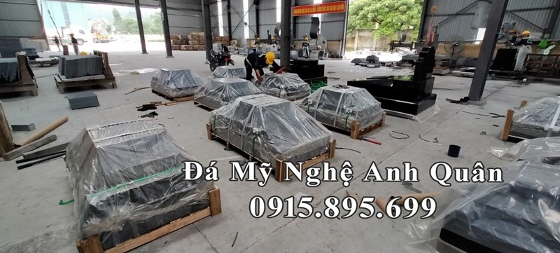 Ngôi Mộ được đóng gói cẩn thận trước khi vận chuyển, lắp đặt.