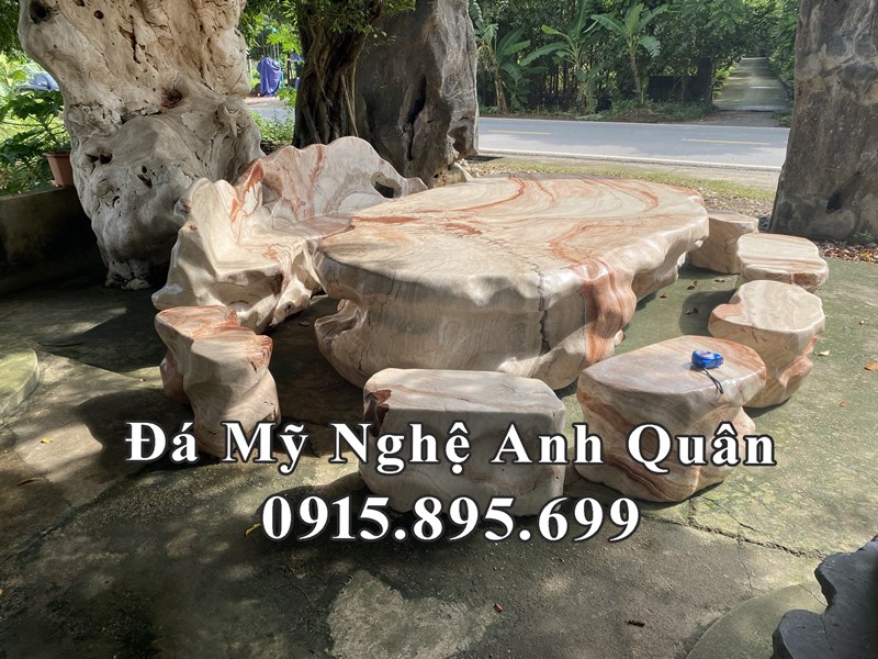 Mẫu Bàn ghế đá tự nhiên, đá cẩm hồng cho sân vườn đẹp của Bàn ghế đá Anh Quân Ninh Bình.