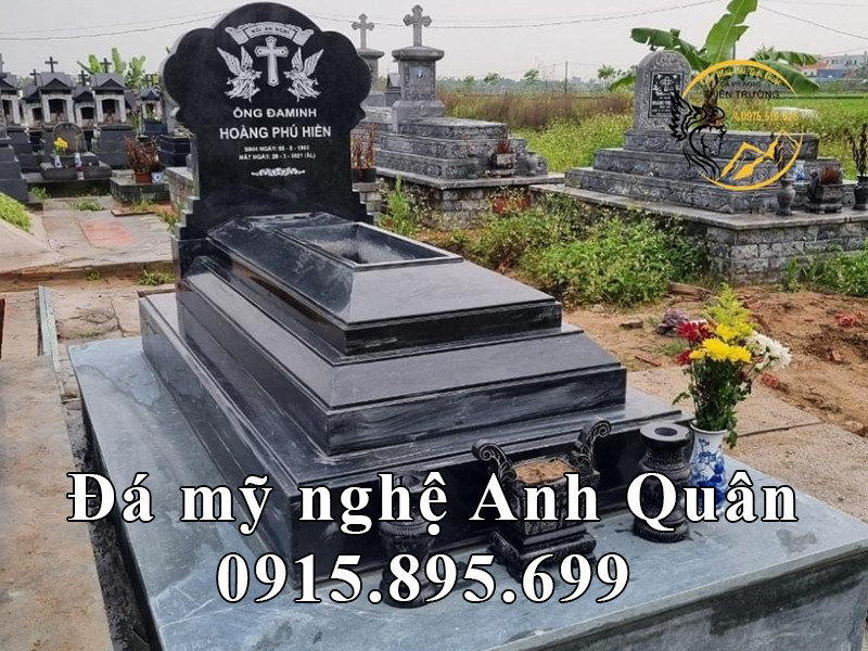 Mẫu Mộ đá Công giáo đá Granite trang trọng.