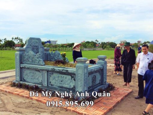 Mẫu Mộ đá quây tựa ngai