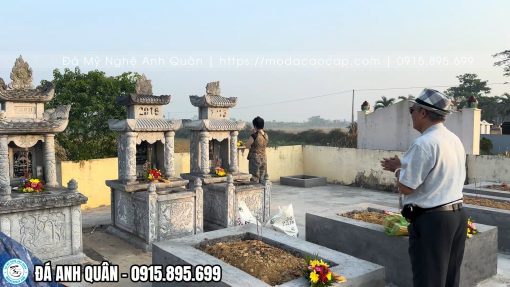 Mo da granite dep trang trong phu hop 2