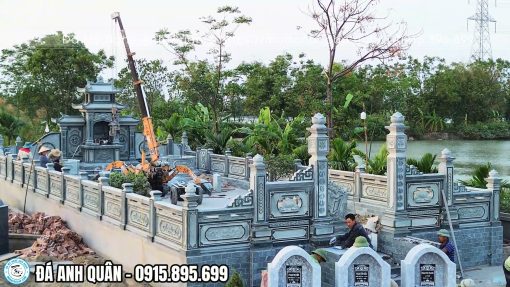 Vị trí xây lăng mộ đá đẹp, chuẩn phong thủy, thông thoáng.